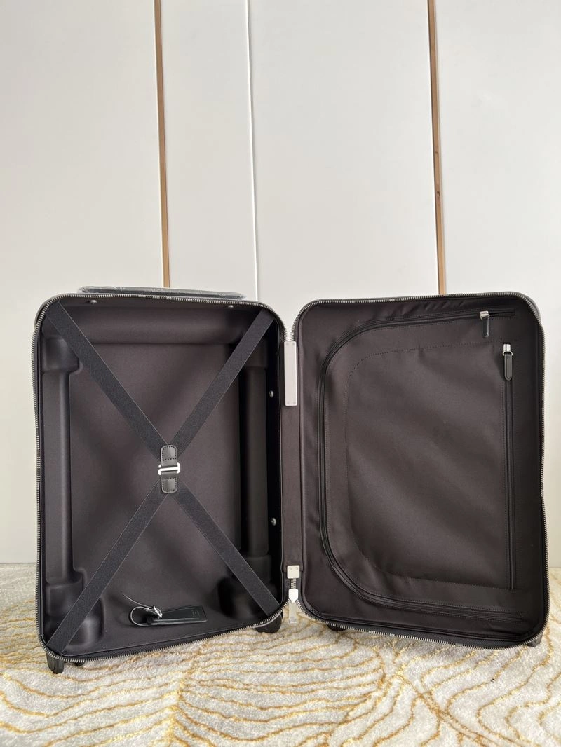 Louis Vuitton Suitcase Lightweight 65208