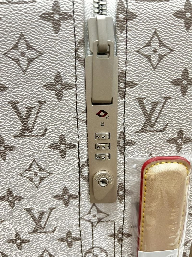ModernLook Louis Vuitton Suitcase 65235