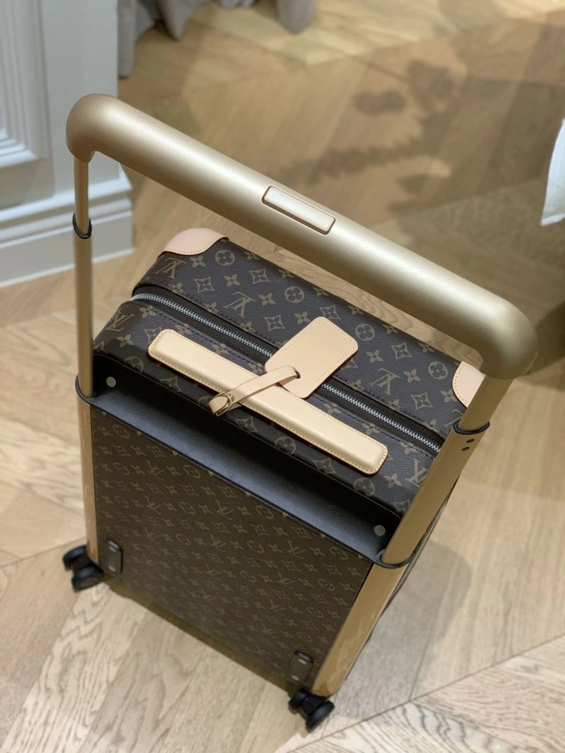 Flexible Louis Vuitton Suitcase 65179