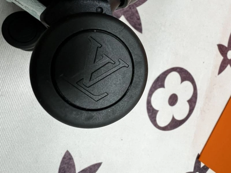 Original Louis Vuitton Suitcase 65176