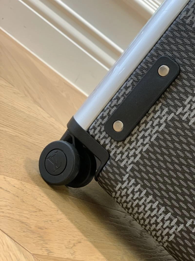 Louis Vuitton Suitcase Reliable 65171