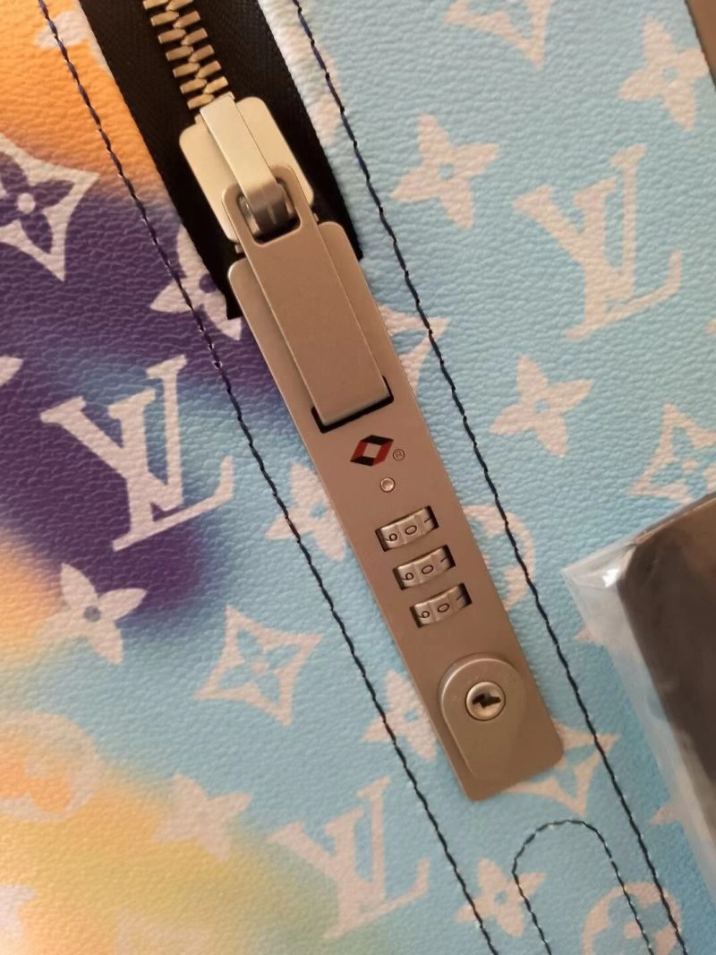 Snug Louis Vuitton Suitcase 65172