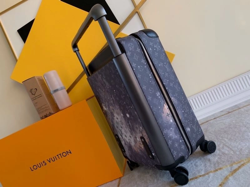 Louis Vuitton Suitcase Cozy 65165