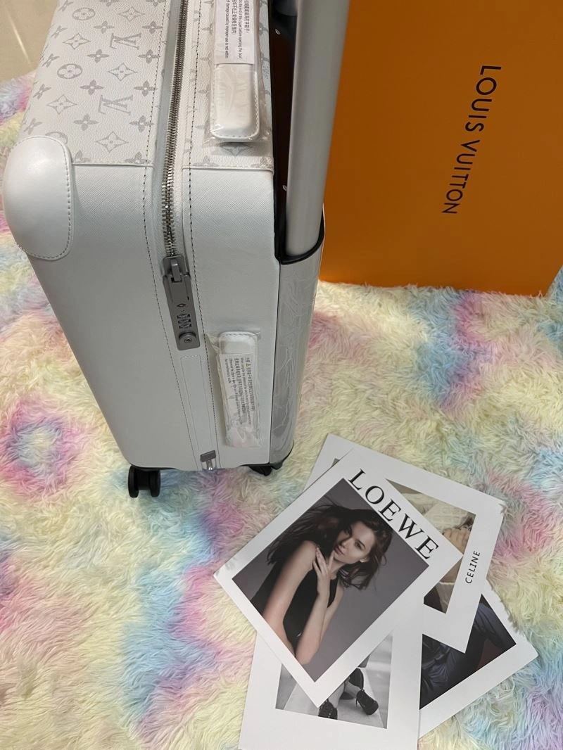 Durable Louis Vuitton Suitcase 65198