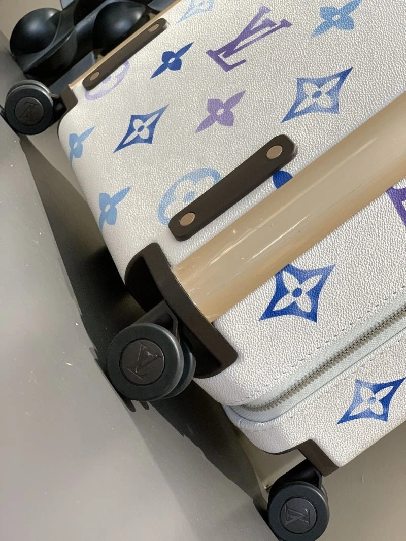 Fashionable Louis Vuitton Suitcase 65154