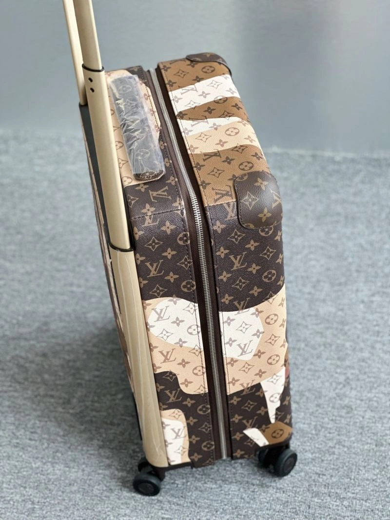 Louis Vuitton Suitcase FashionForward 65194