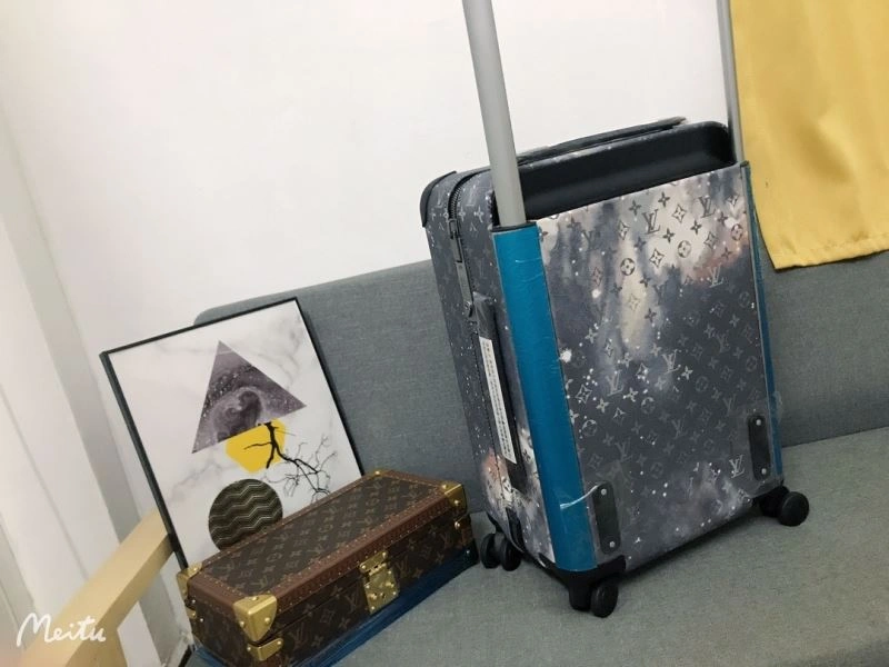 UrbanStyle Louis Vuitton Suitcase 65177
