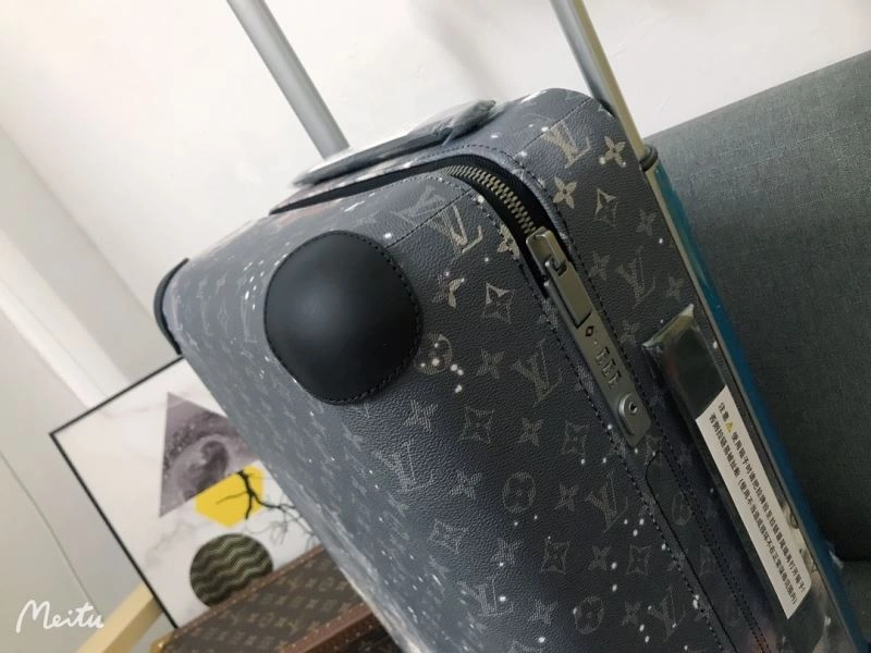 UrbanStyle Louis Vuitton Suitcase 65177