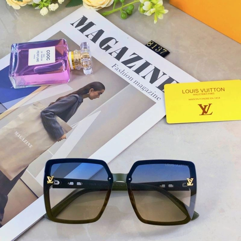 Bright Louis Vuitton Sunglasses 280794