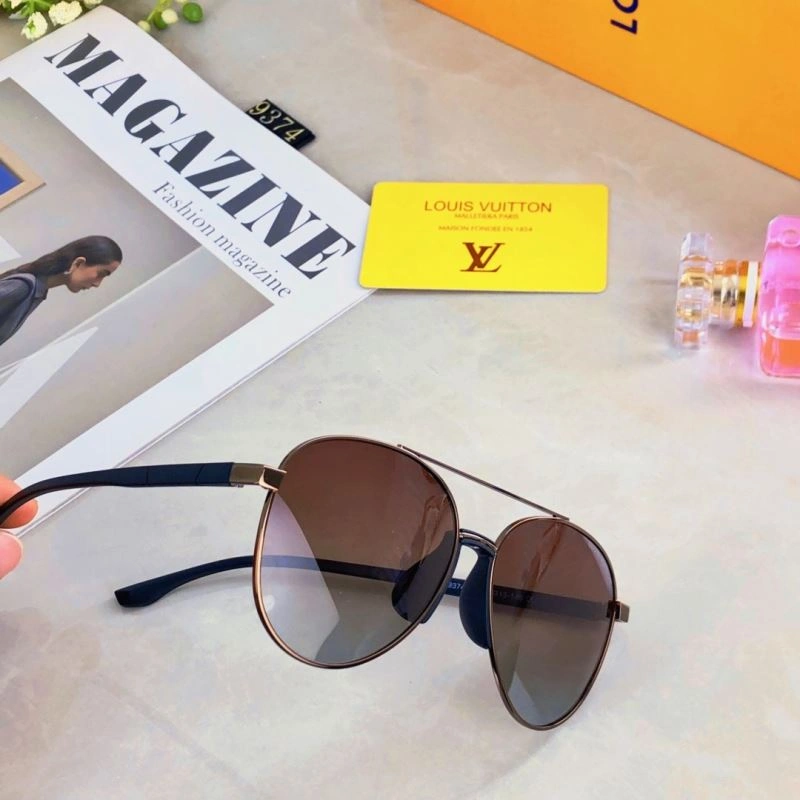 Louis Vuitton Sunglasses Chic 280782