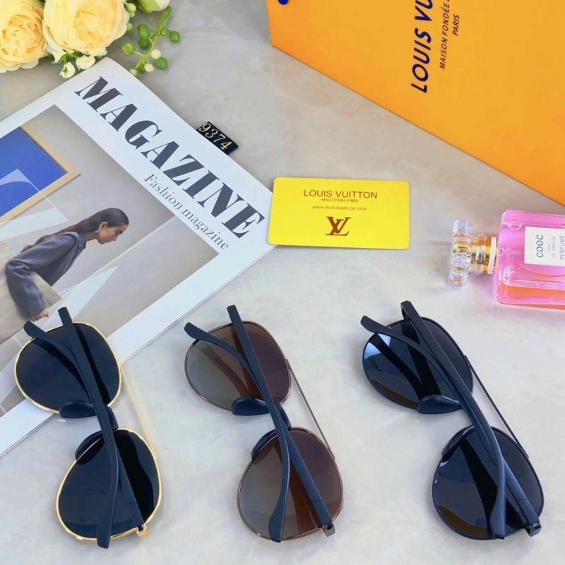Louis Vuitton Sunglasses Chic 280782