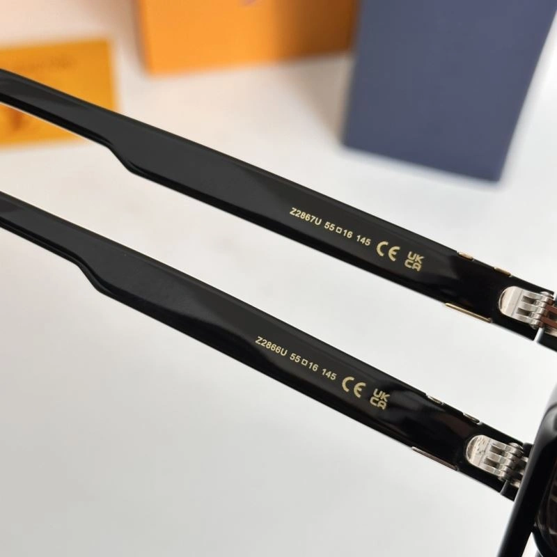 Supportive Louis Vuitton Sunglasses 280792