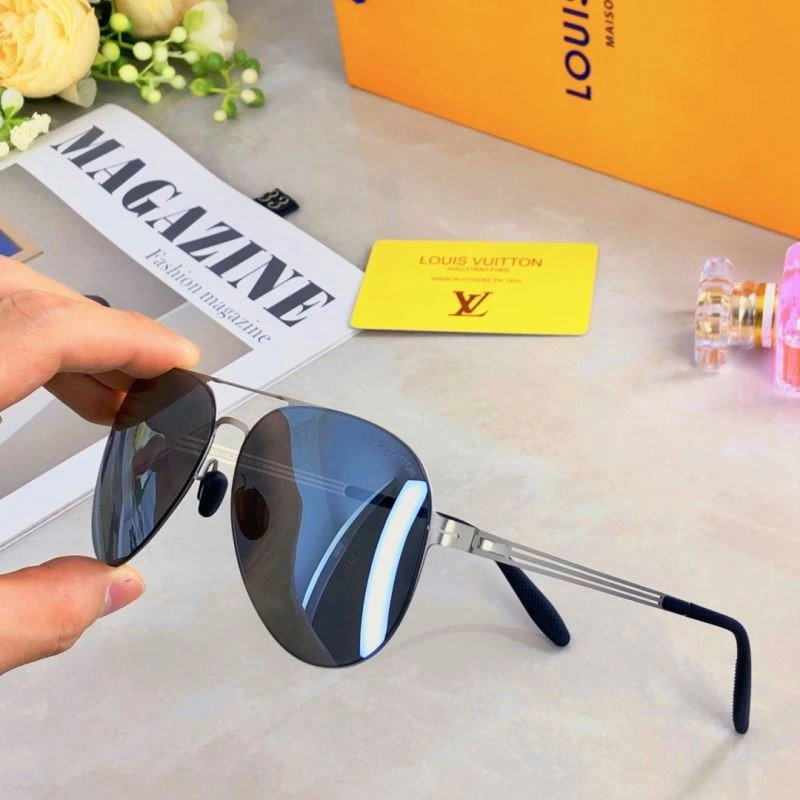 Louis Vuitton Sunglasses Youthful 280788