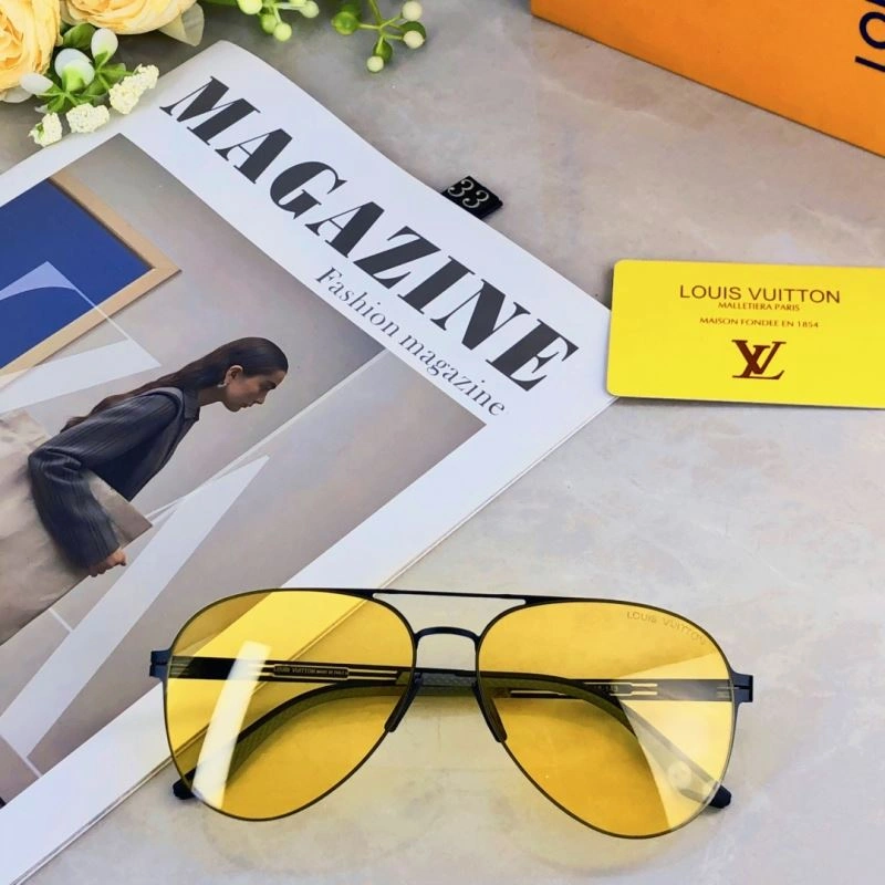 Louis Vuitton Sunglasses Youthful 280788