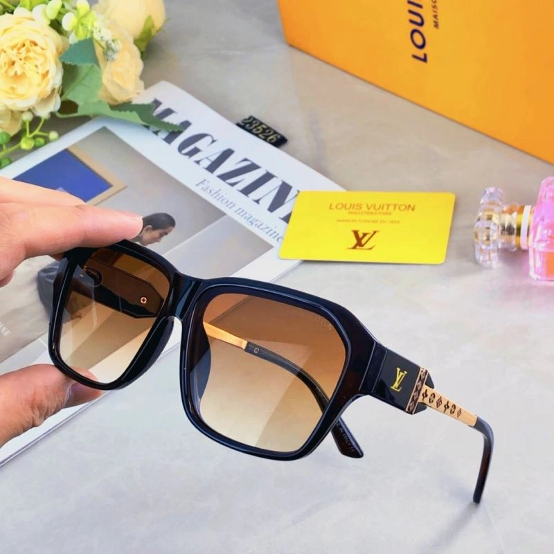 Minimalist Louis Vuitton Sunglasses 280787