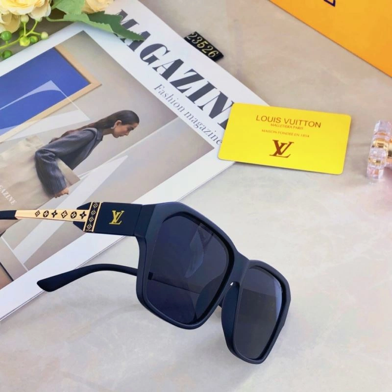 Minimalist Louis Vuitton Sunglasses 280787
