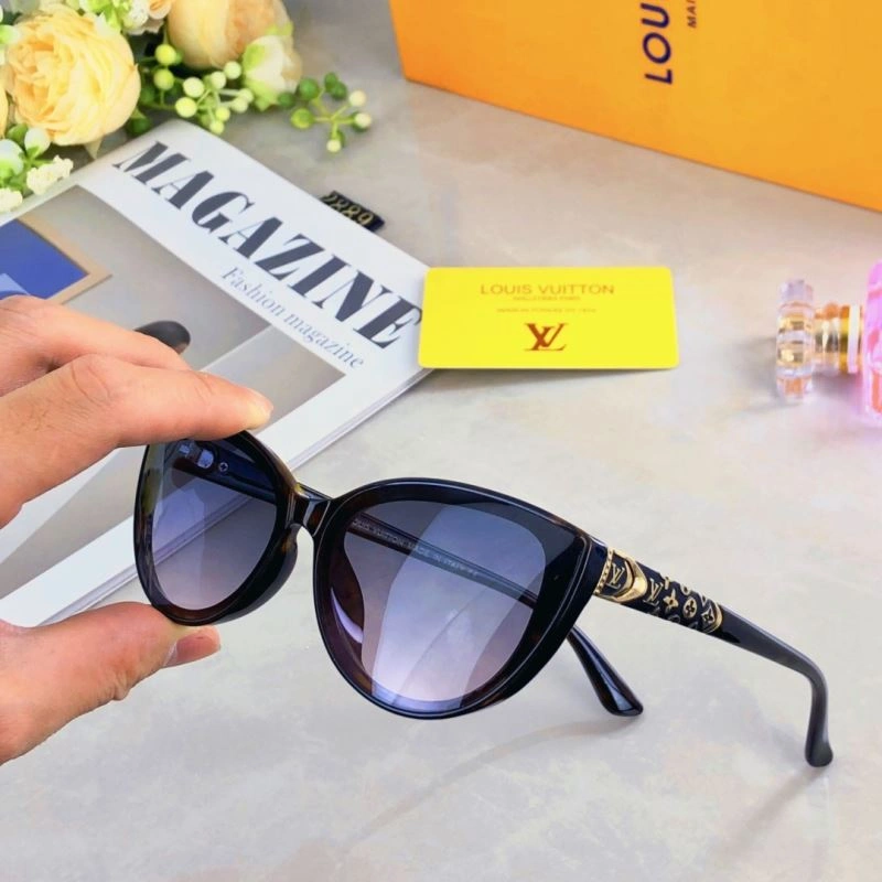 Louis Vuitton Sunglasses Sleek 280767