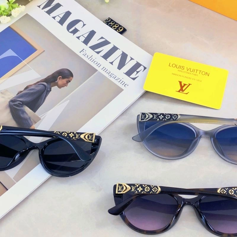 Louis Vuitton Sunglasses Sleek 280767
