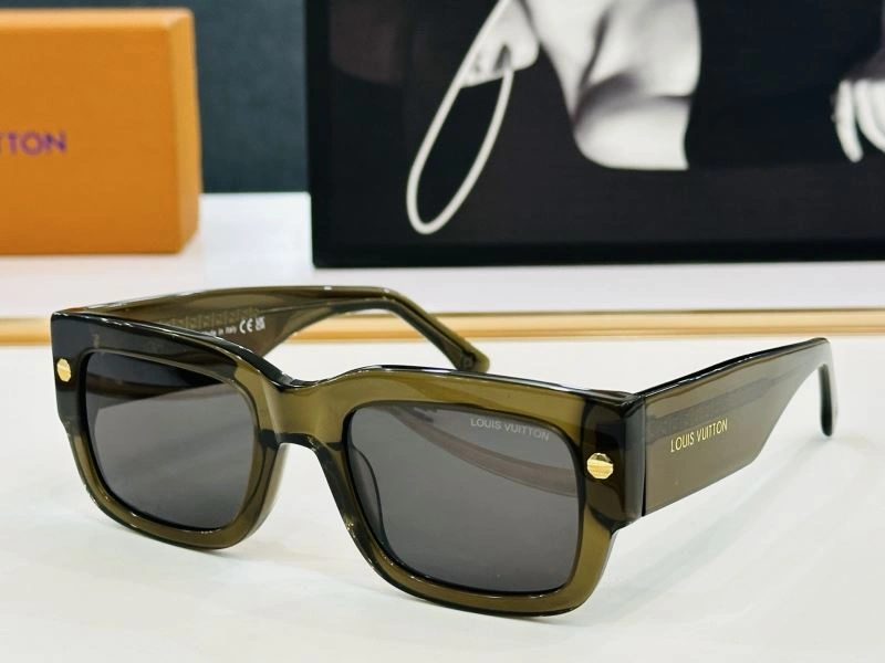Louis Vuitton Sunglasses Sleek 280768