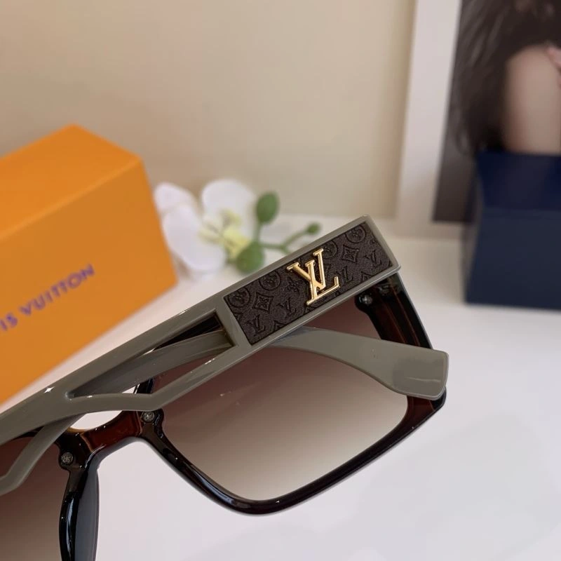 ZipUp Louis Vuitton Sunglasses 280761