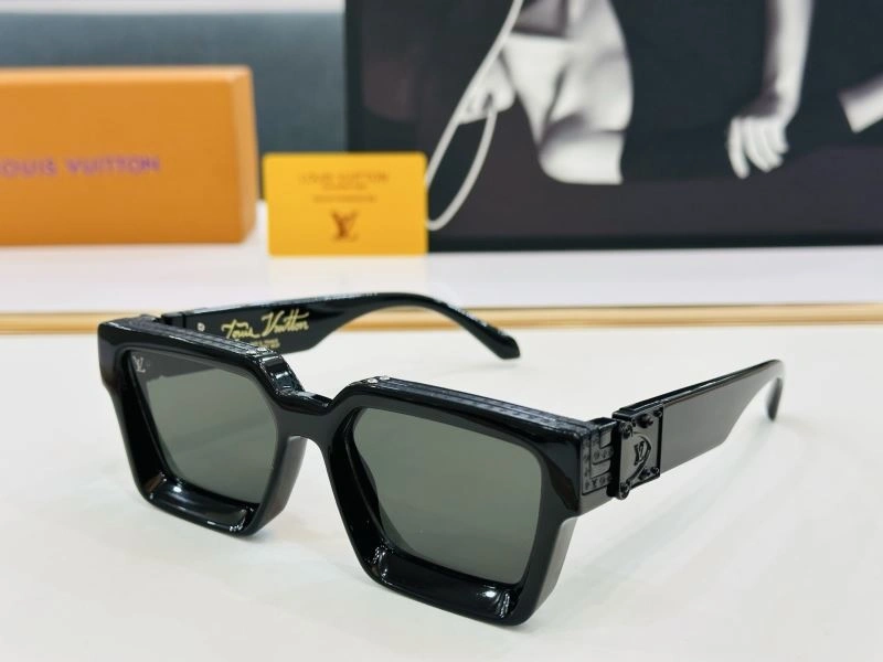 Louis Vuitton Sunglasses ComfortFit 280729