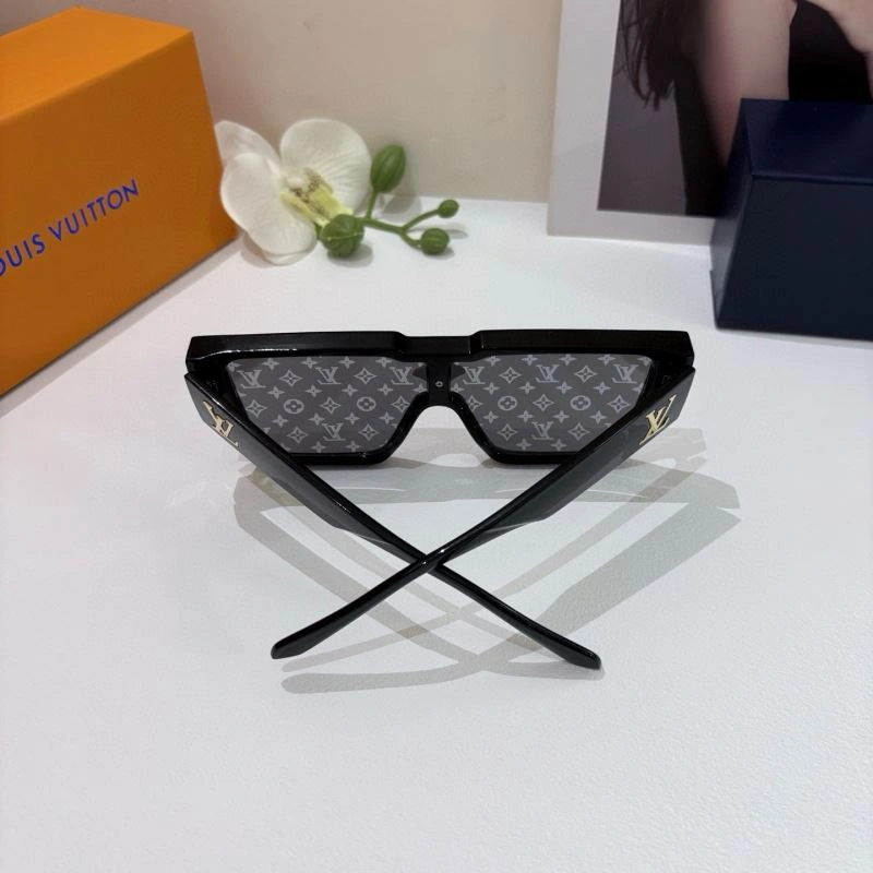 DailyWear Louis Vuitton Sunglasses 280731