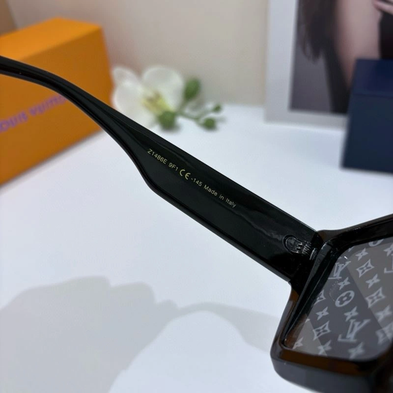 DailyWear Louis Vuitton Sunglasses 280731