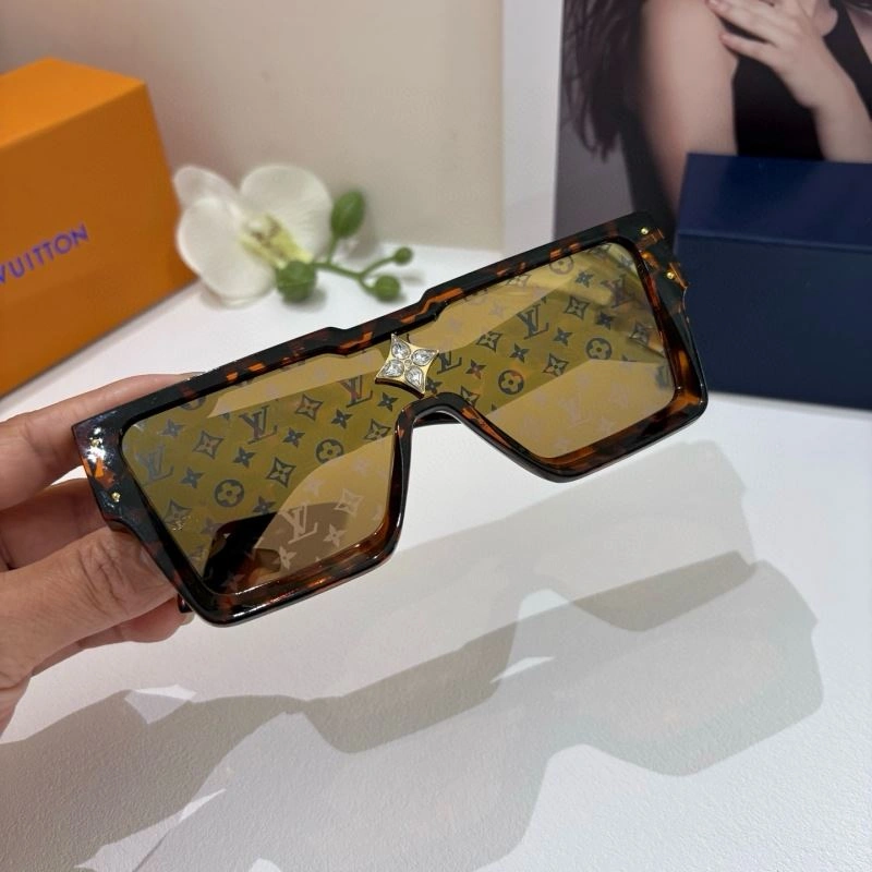Unique Louis Vuitton Sunglasses 280738