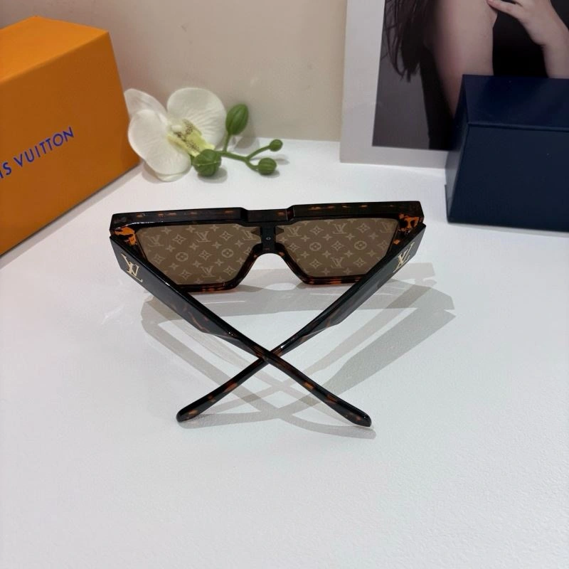 Unique Louis Vuitton Sunglasses 280738