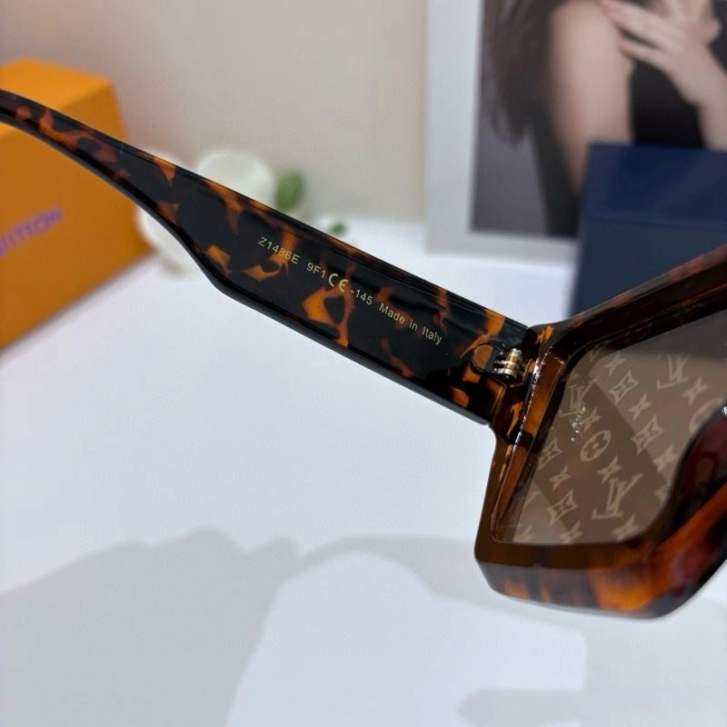 Unique Louis Vuitton Sunglasses 280738