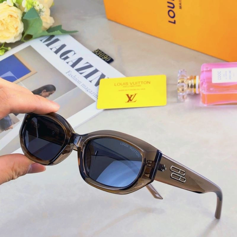 Chic Louis Vuitton Sunglasses 280752