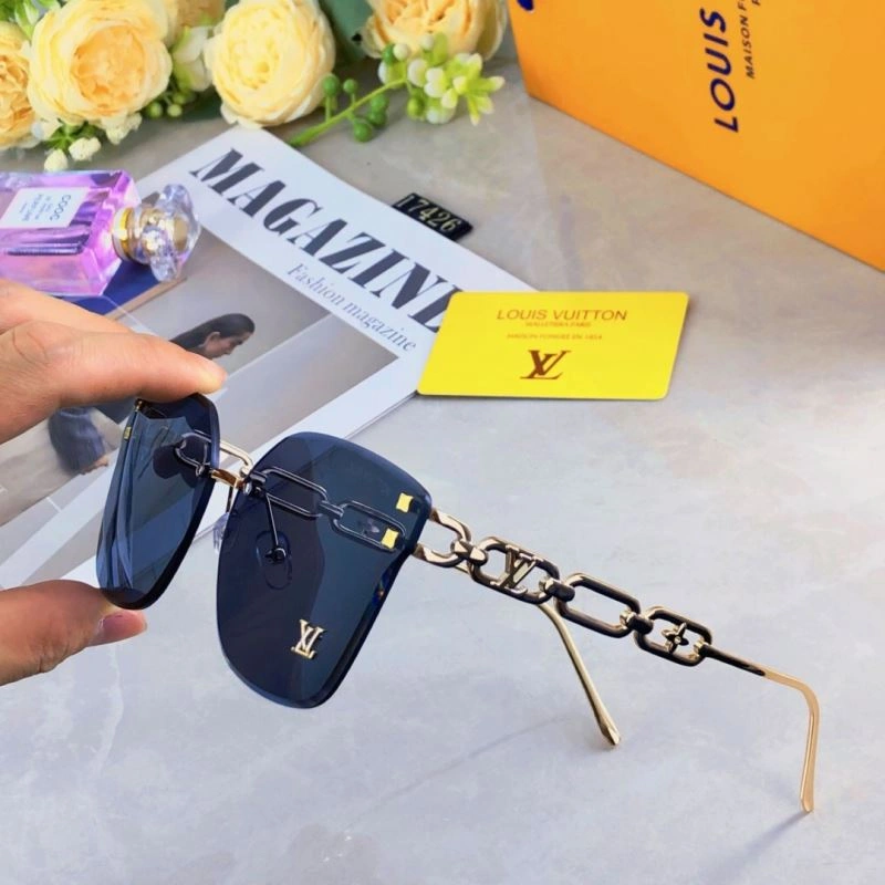 Louis Vuitton Sunglasses Bold 280747
