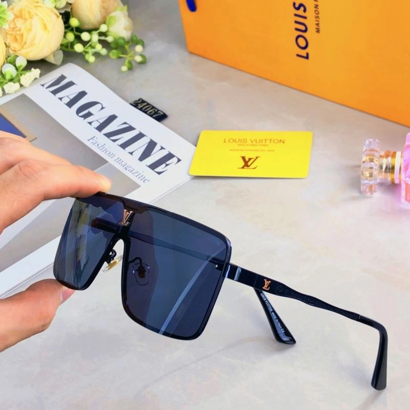 Louis Vuitton Sunglasses Lightweight 280727