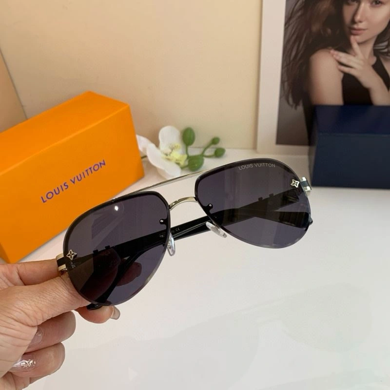 UrbanChic Louis Vuitton Sunglasses 280741