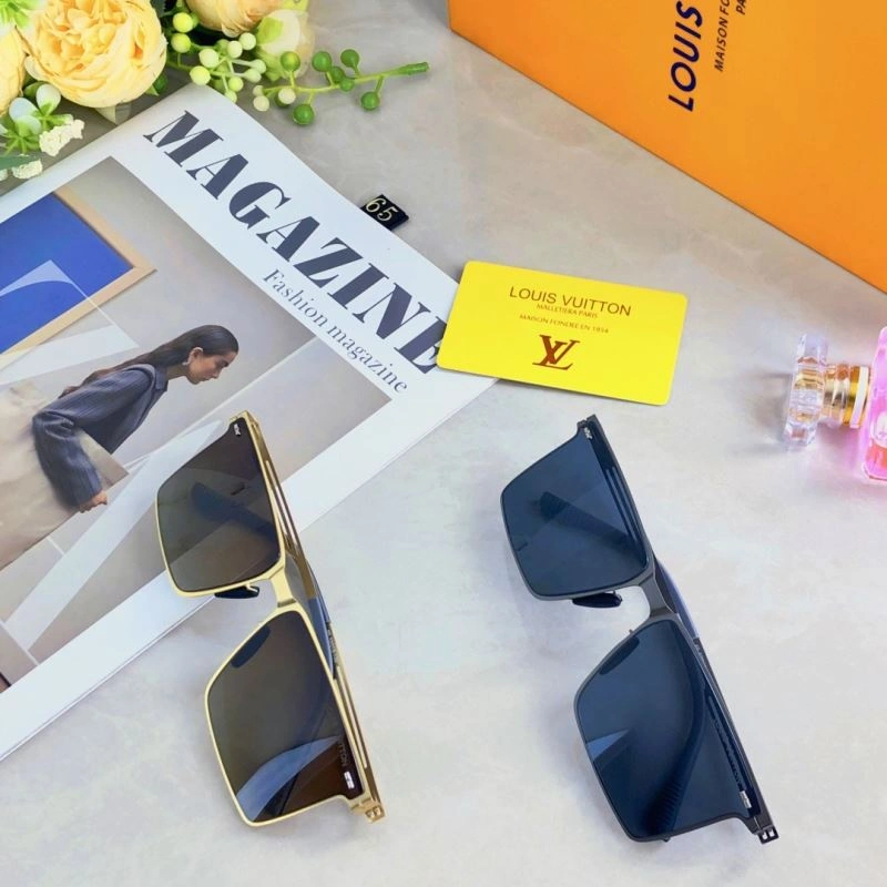 Louis Vuitton Sunglasses Fashionable 280748