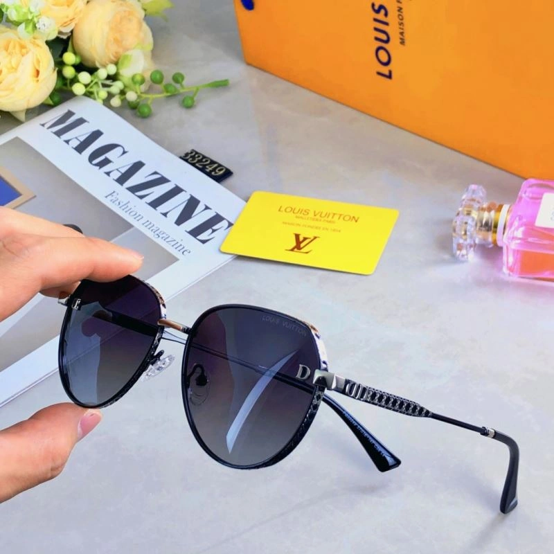 Louis Vuitton Sunglasses Compact 280754