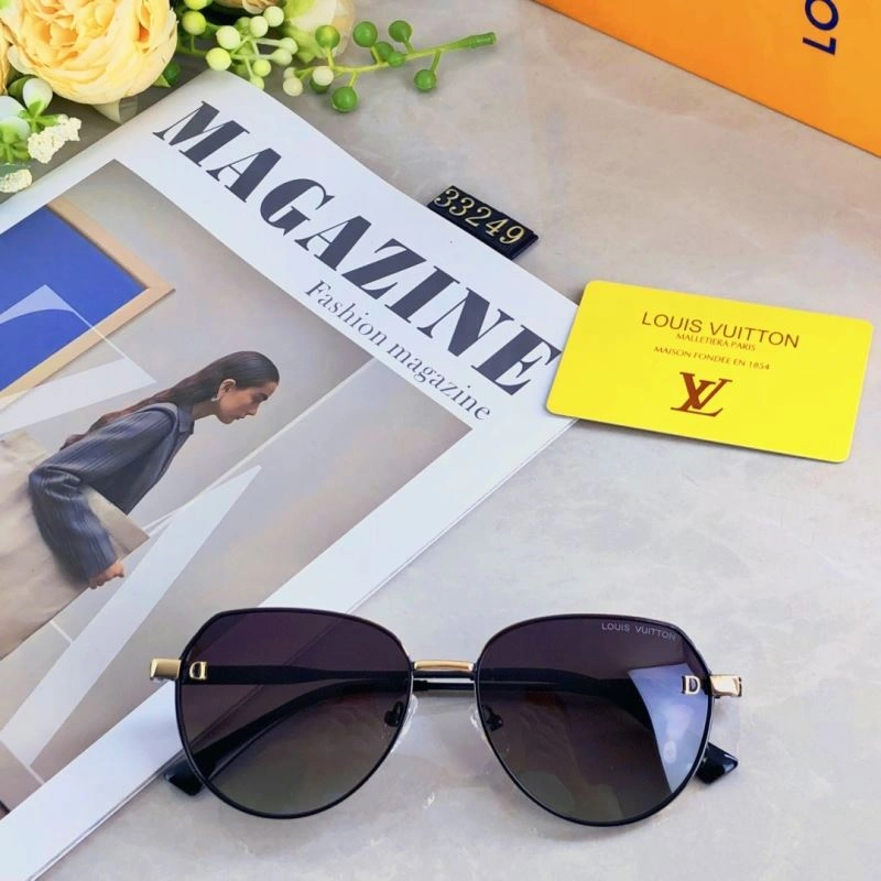 Louis Vuitton Sunglasses Compact 280754