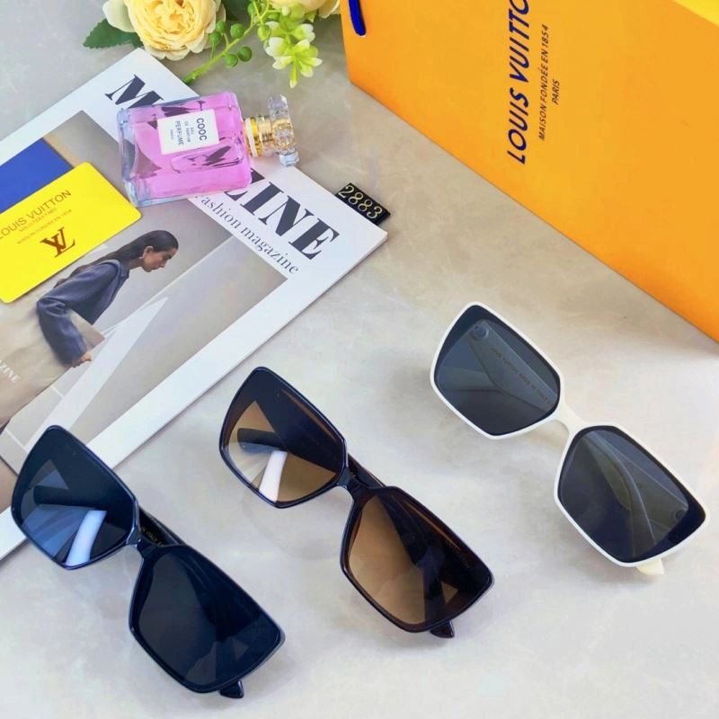 Louis Vuitton Sunglasses ModernLook 280740