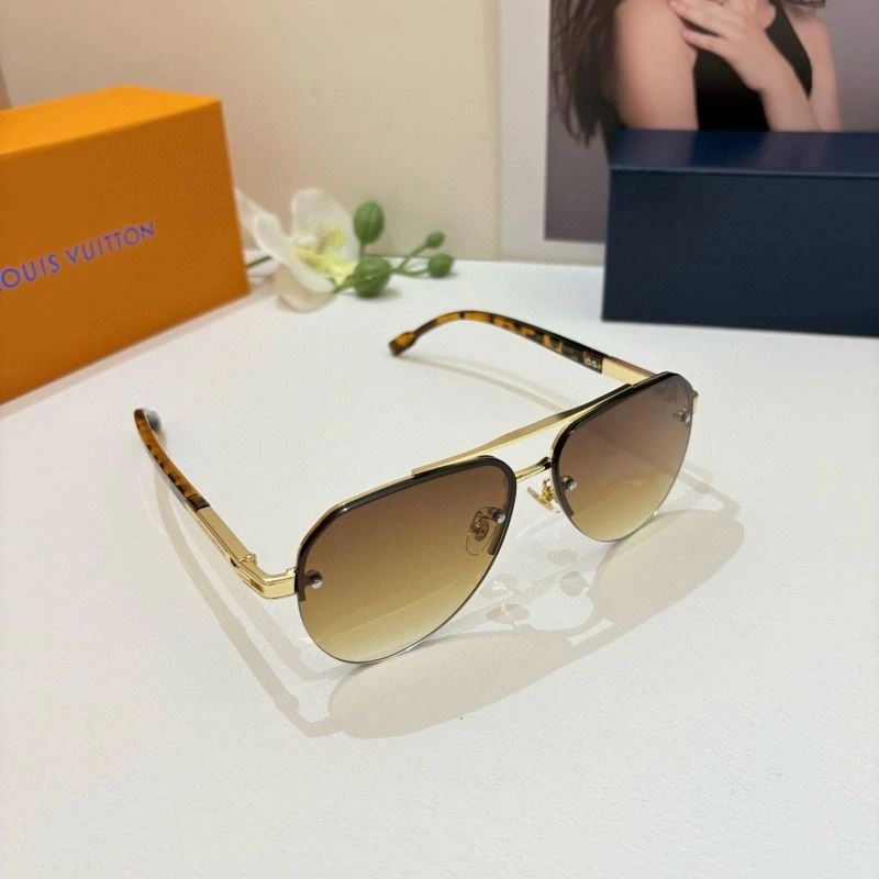 Minimalist Louis Vuitton Sunglasses 280726