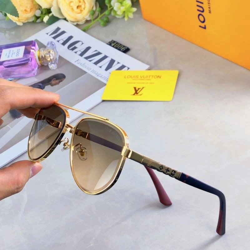 Effortless Louis Vuitton Sunglasses 280721