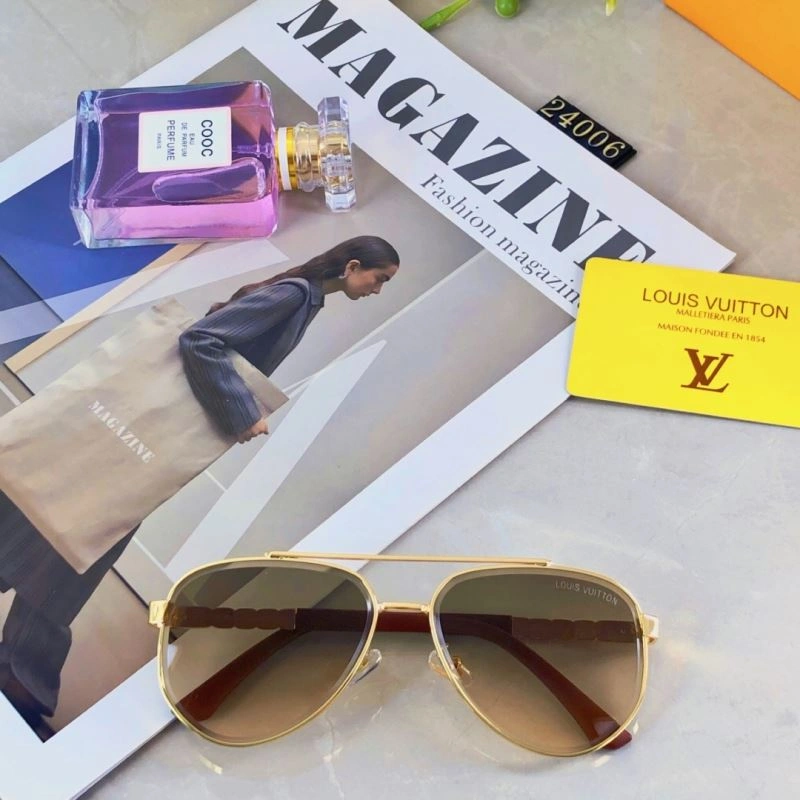 Effortless Louis Vuitton Sunglasses 280721