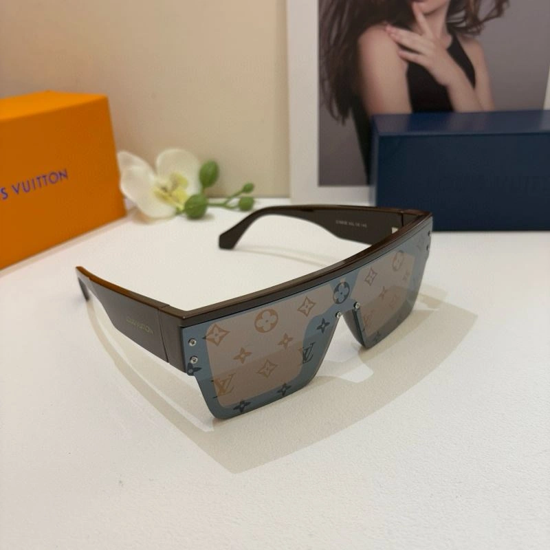 FashionForward Louis Vuitton Sunglasses 280715