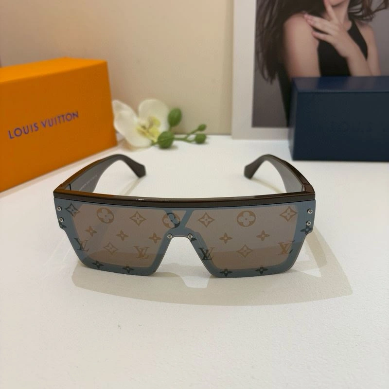 FashionForward Louis Vuitton Sunglasses 280715