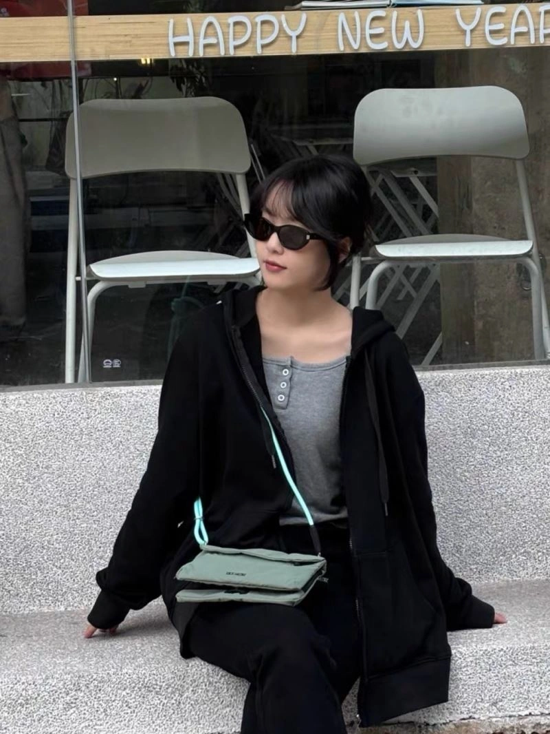 Sleek Louis Vuitton Sunglasses 280718