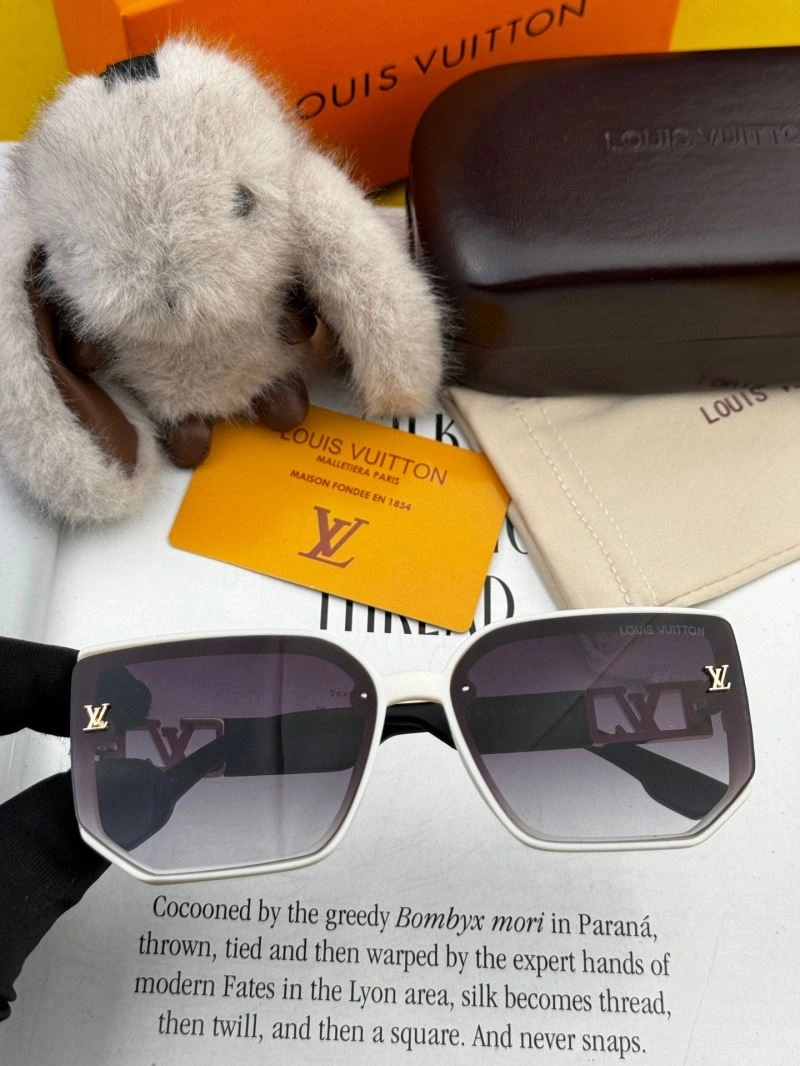 Louis Vuitton Sunglasses Resilient 280712