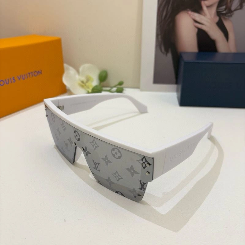Louis Vuitton Sunglasses AllSeason 280699