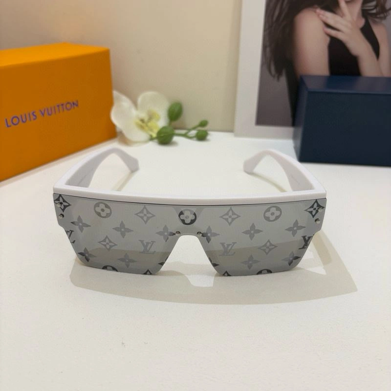 Louis Vuitton Sunglasses AllSeason 280699