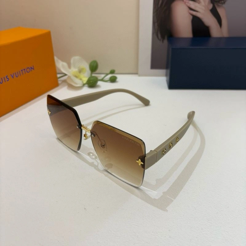 WaterResistant Louis Vuitton Sunglasses 280689