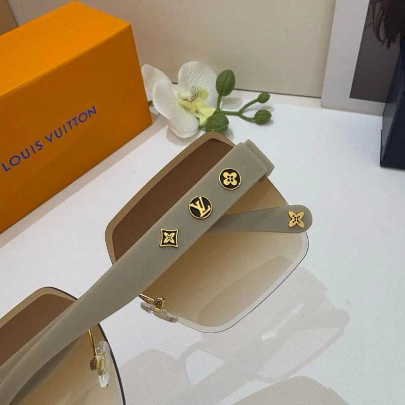 WaterResistant Louis Vuitton Sunglasses 280689
