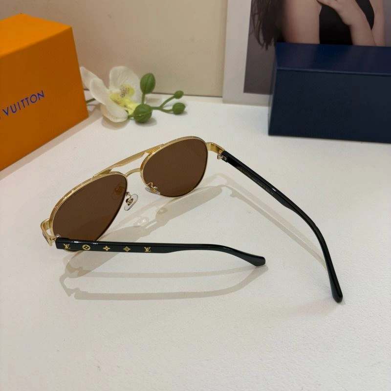 MultiPurpose Louis Vuitton Sunglasses 280695